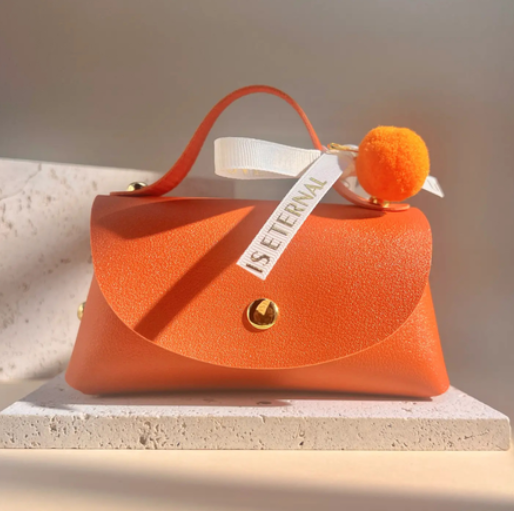 Mini bolsitas de cuero para regalos, con detalles